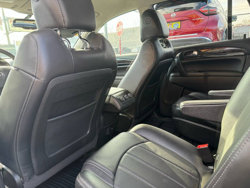 2017 Buick Enclave Leather