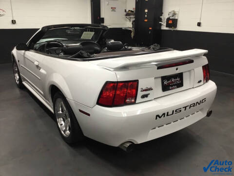 2003 Ford Mustang