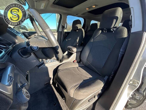 2016 GMC Acadia SLE-2