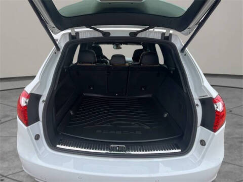 2014 Porsche Cayenne Platinum