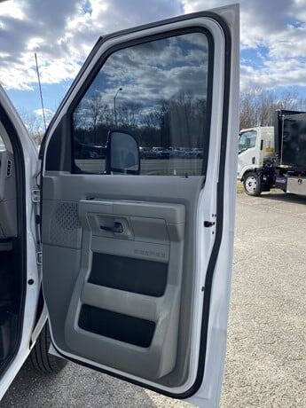 2024 Ford E-Series E-350 SD