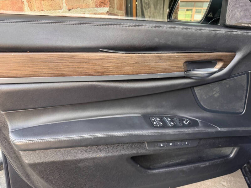 2015 BMW 7 Series 740i