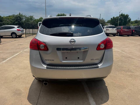 2012 Nissan Rogue S