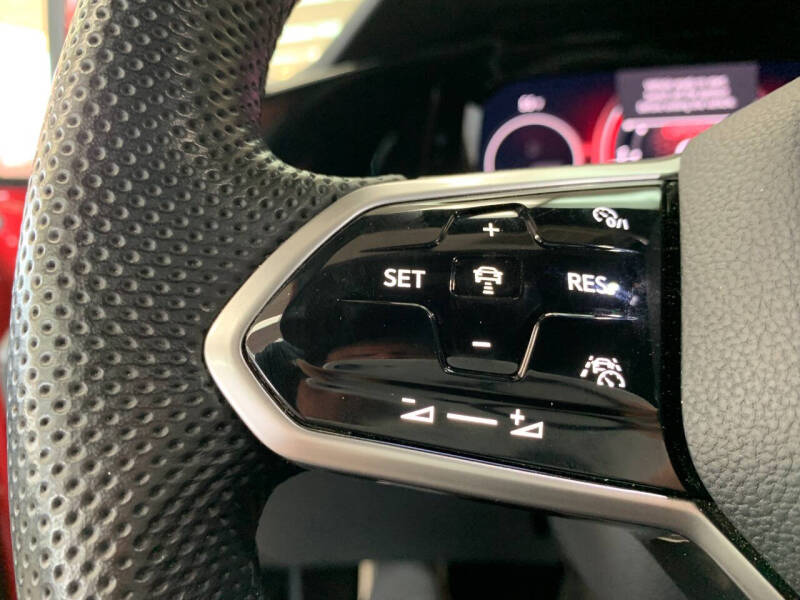 2022 Volkswagen Golf GTI S
