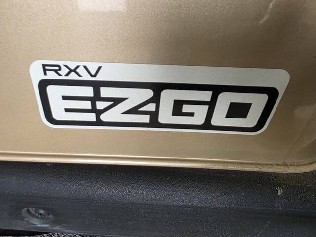 2017 E-Z-GO RXV