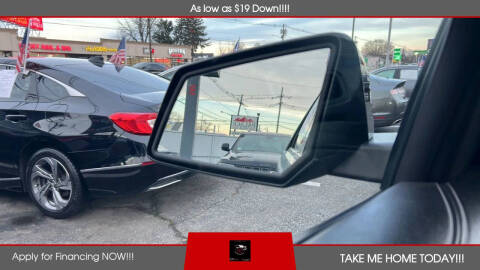 2016 GMC Acadia Denali