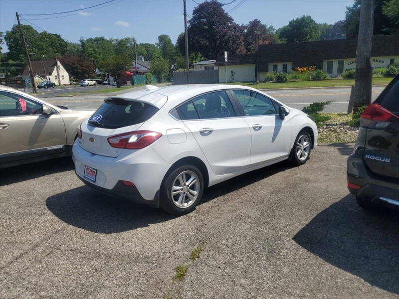 2018 Chevrolet Cruze LT Auto
