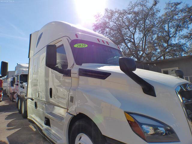 2020 Freightliner Cascadia