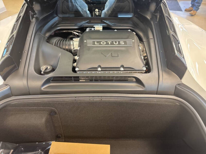 2026 Lotus Emira V6 SE