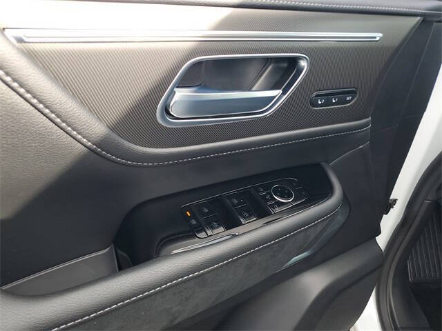 2026 Infiniti QX80 Luxe