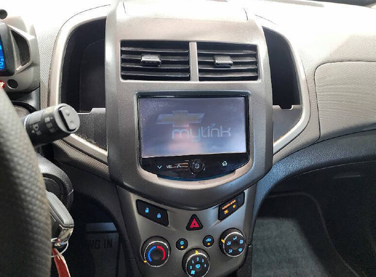 2016 Chevrolet Sonic LT Auto