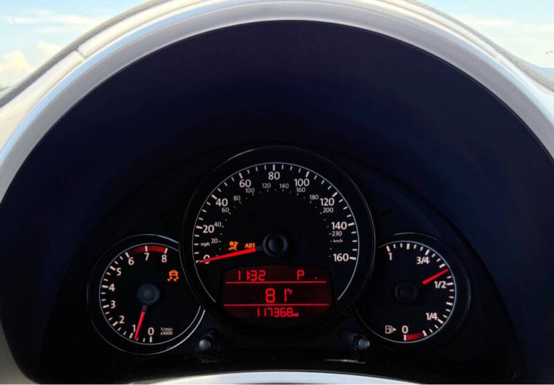 2012 Volkswagen Beetle