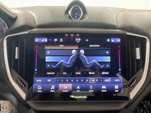 2022 Maserati Ghibli Modena