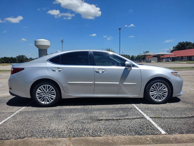 2015 Lexus ES 350 for sale at T.D.D.S.Auto in Cedar Park, TX