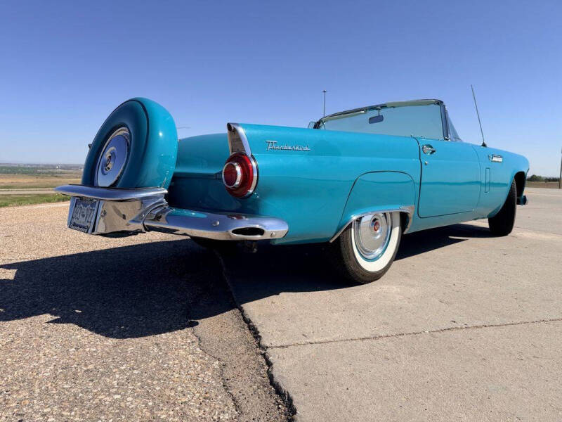 1956 Ford Thunderbird