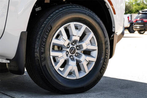 2022 Nissan Frontier SV