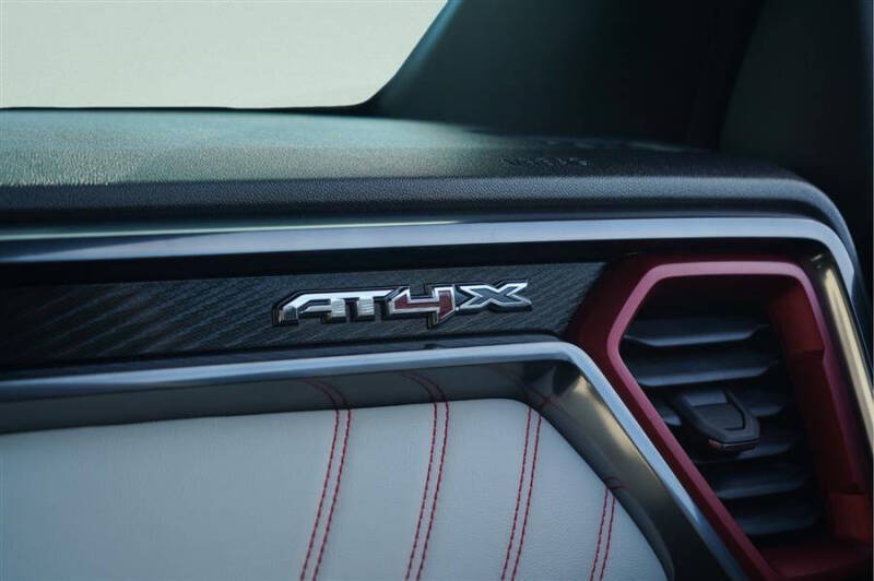 2024 GMC Canyon AT4X