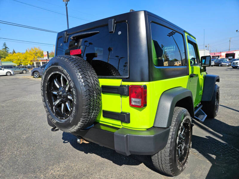 2012 Jeep Wrangler Sahara