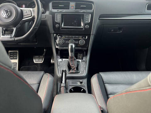 2015 Volkswagen Golf GTI Autobahn