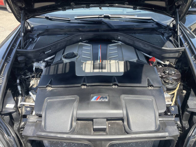 2013 BMW X6 M