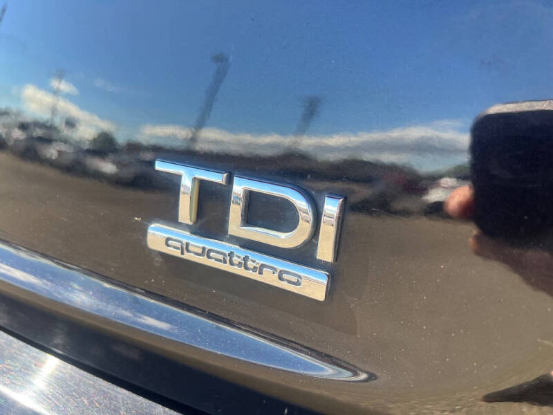 2012 Audi Q7 3.0 quattro TDI Premium Plus