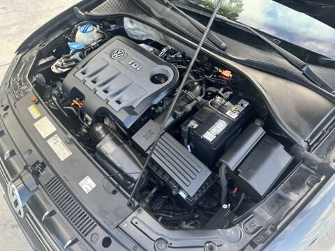 2013 Volkswagen Passat TDI SEL Premium