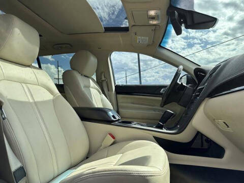 2013 Lincoln MKT