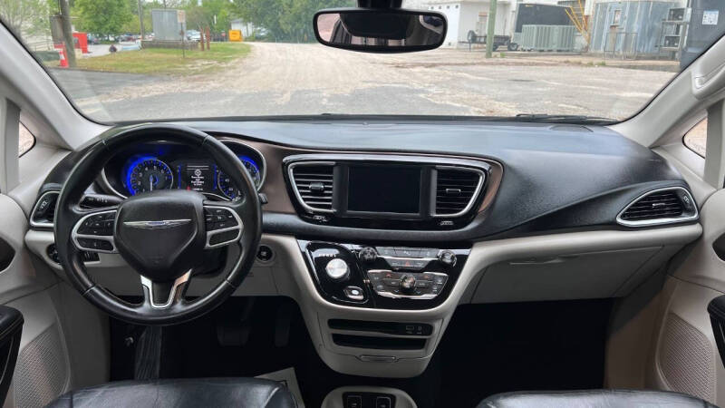 2018 Chrysler Pacifica Touring L