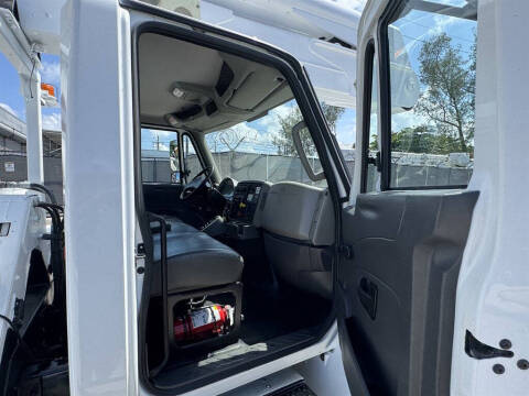 2017 International DuraStar 4300