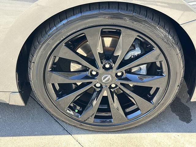 2023 Nissan Maxima 3.5 SR