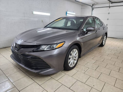 2020 Toyota Camry for sale at 4 Friends Auto Sales LLC in Indianapolis IN