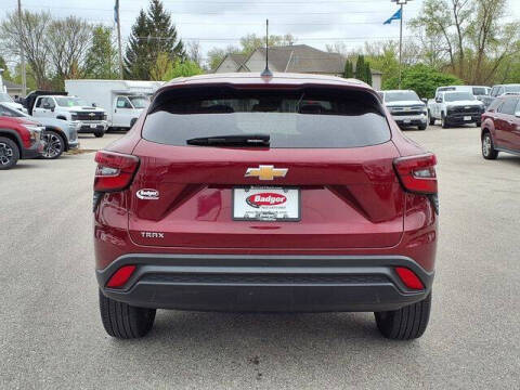2025 Chevrolet Trax LS