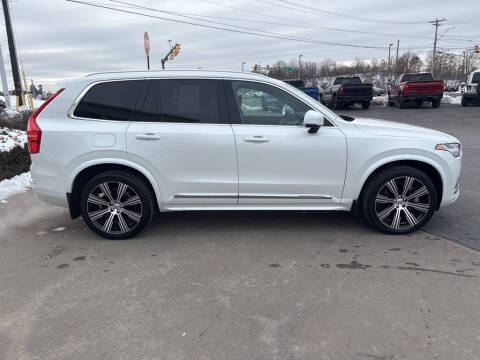 2024 Volvo XC90 Recharge T8 Ultimate Bright Theme 7P