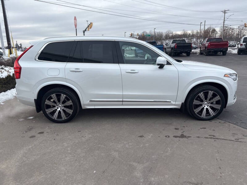 2024 Volvo XC90 Recharge T8 Ultimate Bright Theme 7P