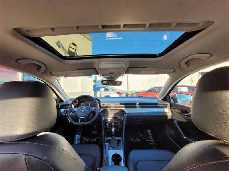 2022 Volkswagen Passat SE