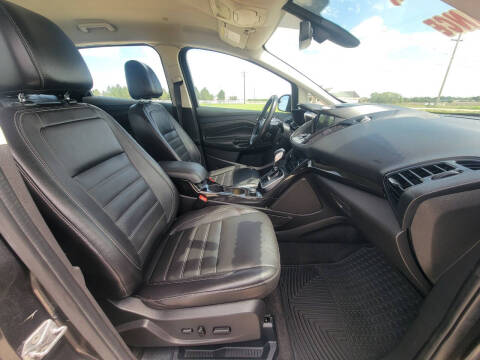 2017 Ford C-MAX Energi Titanium