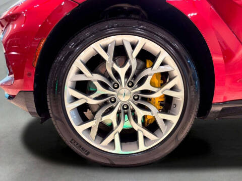 2021 Aston Martin DBX