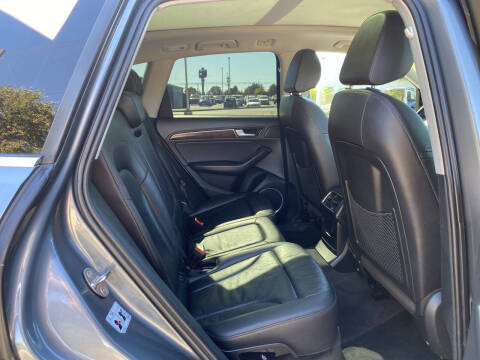 2016 Audi Q5 2.0T quattro Premium Plus