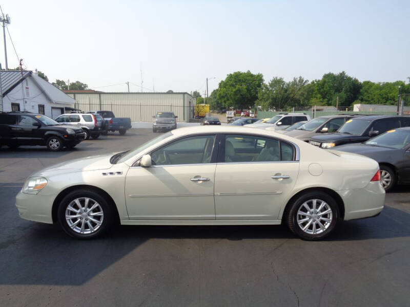 2011 Buick Lucerne for sale at Cars Unlimited Inc in Lebanon TN