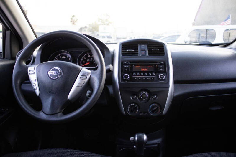 2016 Nissan Versa