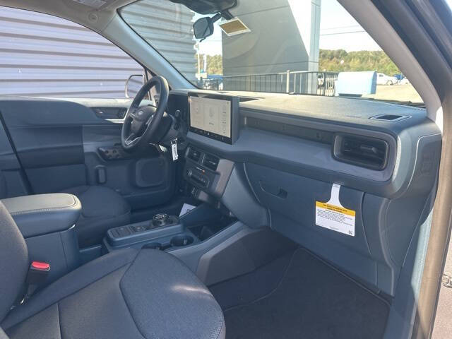 2025 Ford Maverick XL