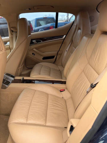 2011 Porsche Panamera