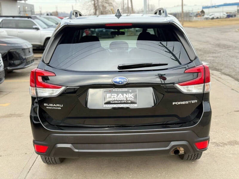 2023 Subaru Forester Premium