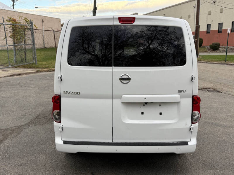 2017 Nissan NV200 SV