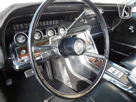 1965 Ford Thunderbird