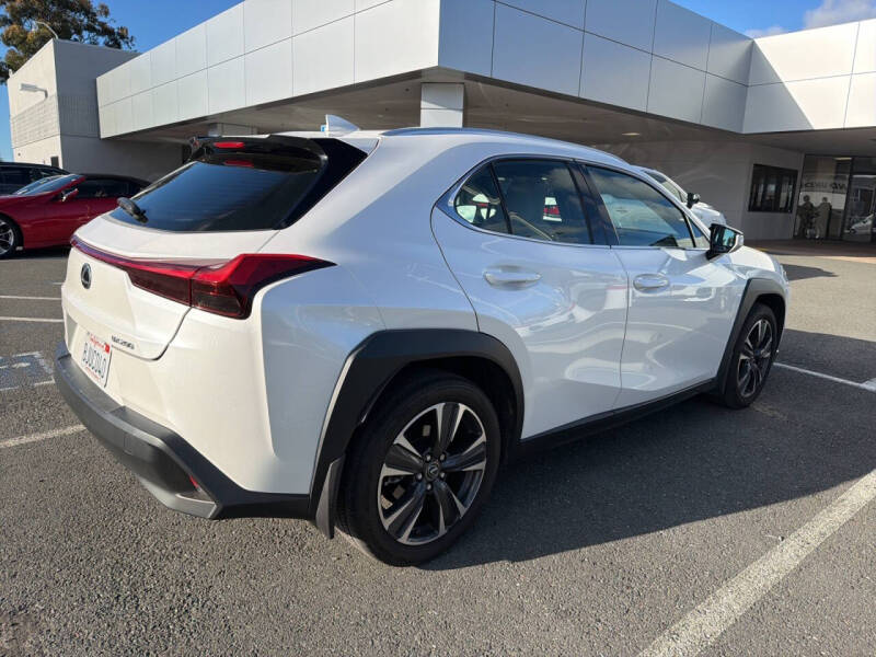 2019 Lexus UX 200