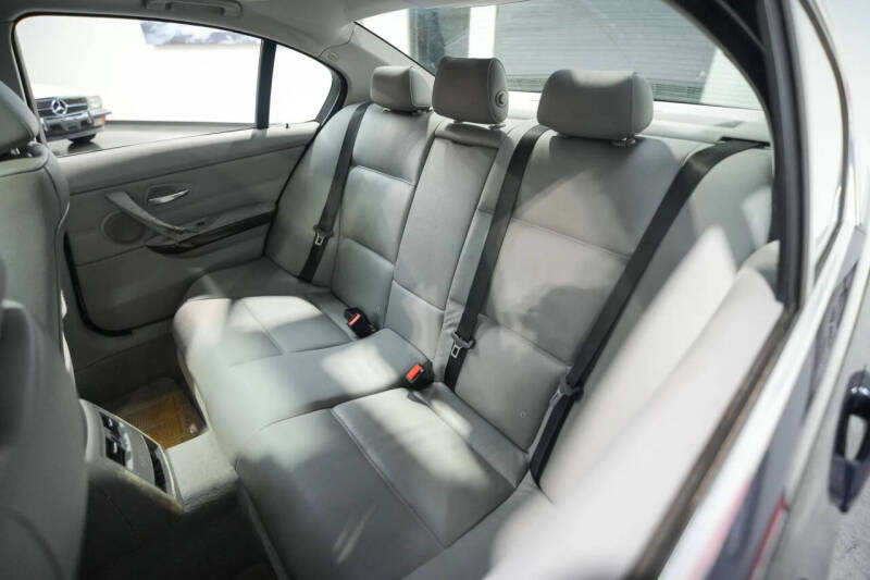 2006 BMW 3 Series 330i