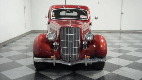 1935 Ford Tudor