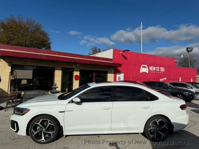 2021 Volkswagen Passat R-Line