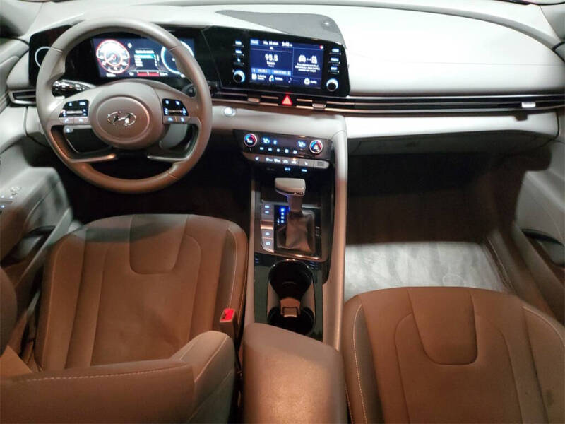 2022 Hyundai Elantra